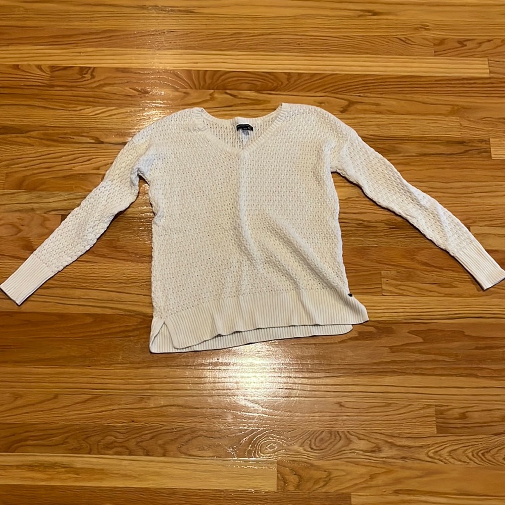 American Eagle Knitted White Sweater